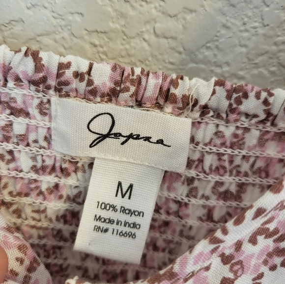 Japna Pink Camisol Type Top with Adjustable Straps Women's Size Medium - Picture 6 of 7